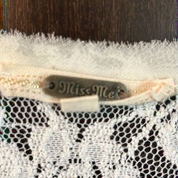 Miss Me Cream Lace Top - Picture 5 of 6